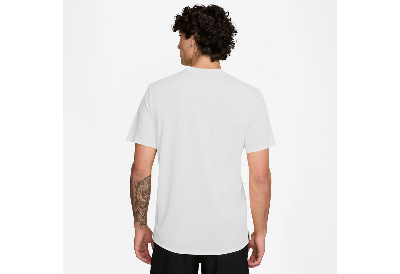 Nike Laufshirt M NK DF UV MILER SS mit reflektierenden Details, schnell trocknend, atmungsaktiv