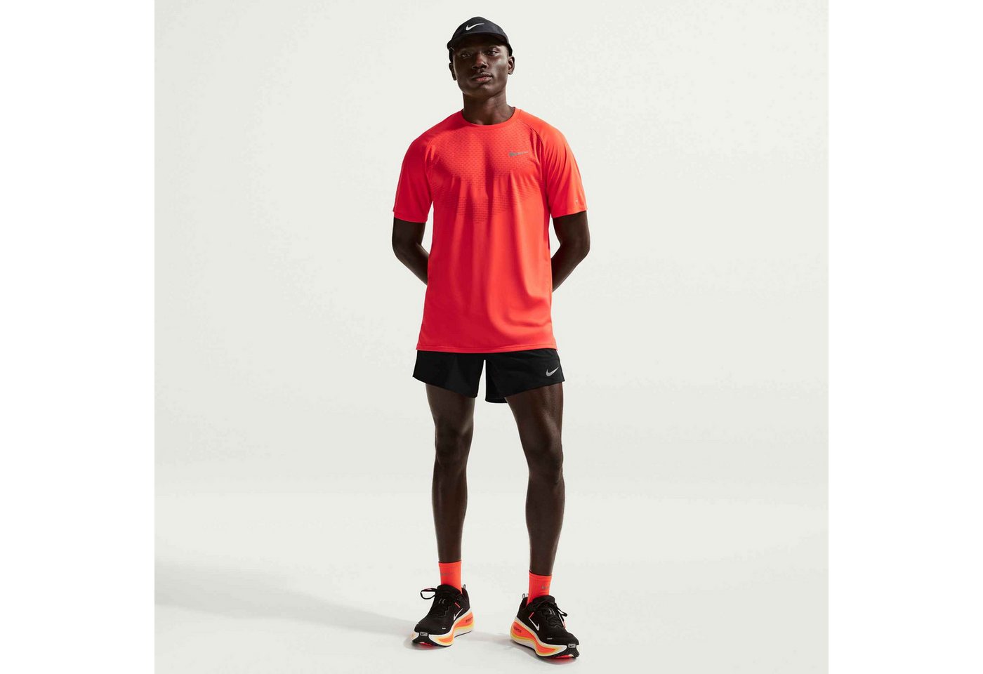 Nike Laufshorts M NK DF STRIDE 5IN BF SHORT für das Laufen geeignet, aus Polyester, mit Gummizug Bild 2