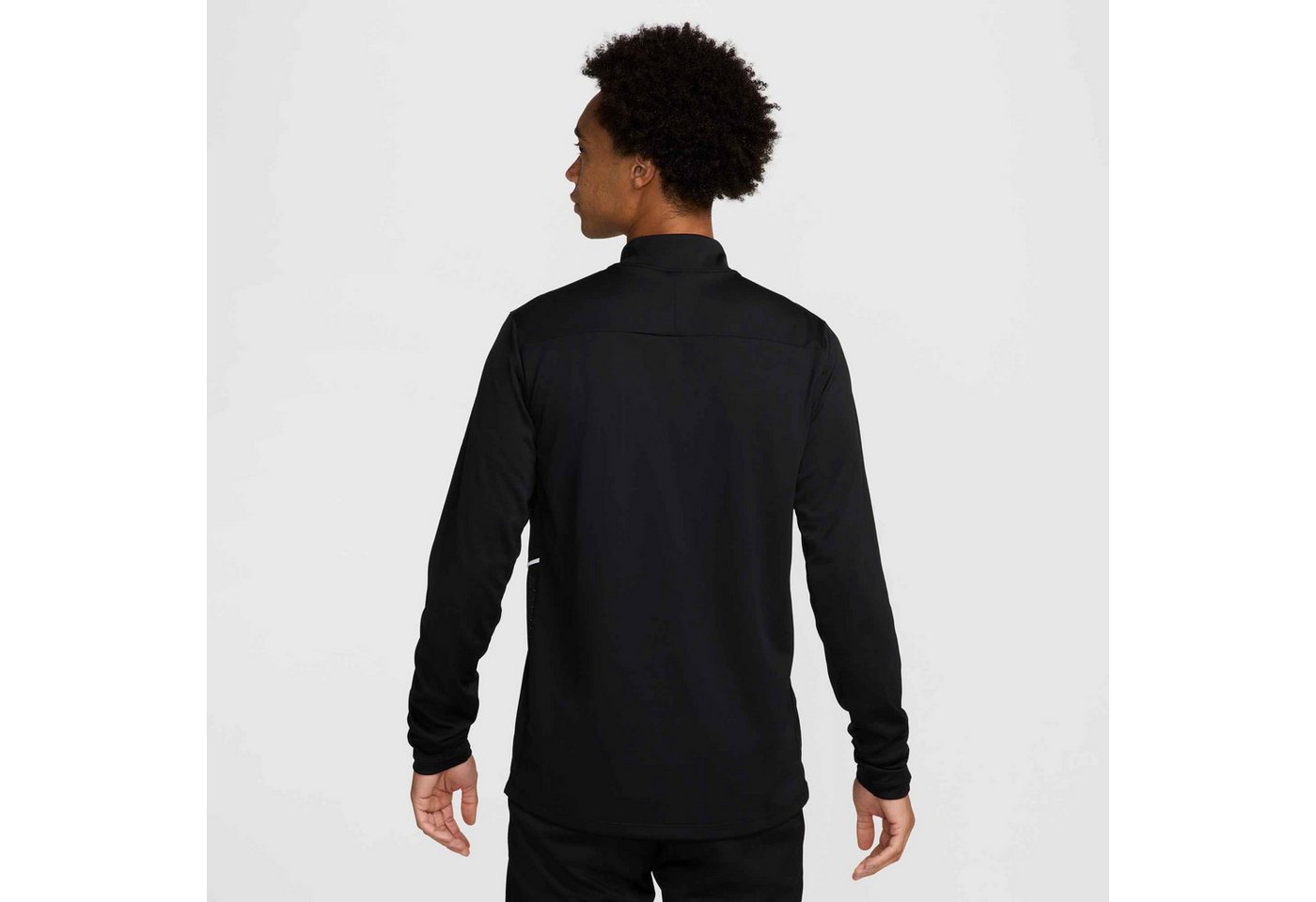 Nike Fußballtrikot Nike Academy Men's Dri-FIT Soccer Drill Top leichtes Drill-Oberteil, mit Viertelreißverschluss, schmale Passform Bild 4