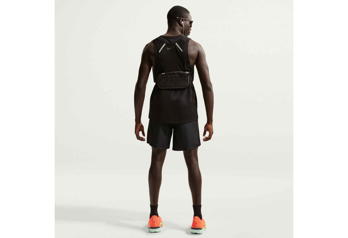 Nike Laufshorts M NK DF CHLLGR RN ENRGY 7BF SH ohne Verschluss, mit Dri-FIT-Technologie, aus Polyester