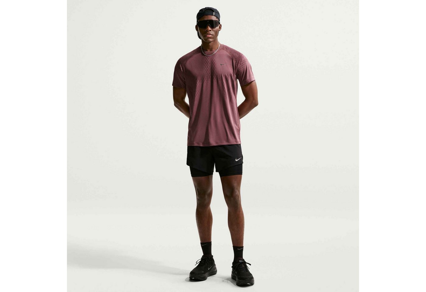 Nike Laufshorts M NK DF STRIDE 5IN HYBRID SHRT (Consumer Facing Name TBD) mit Reißverschlusstasche hinten, schweißableitend und atmungsaktiv Bild 2