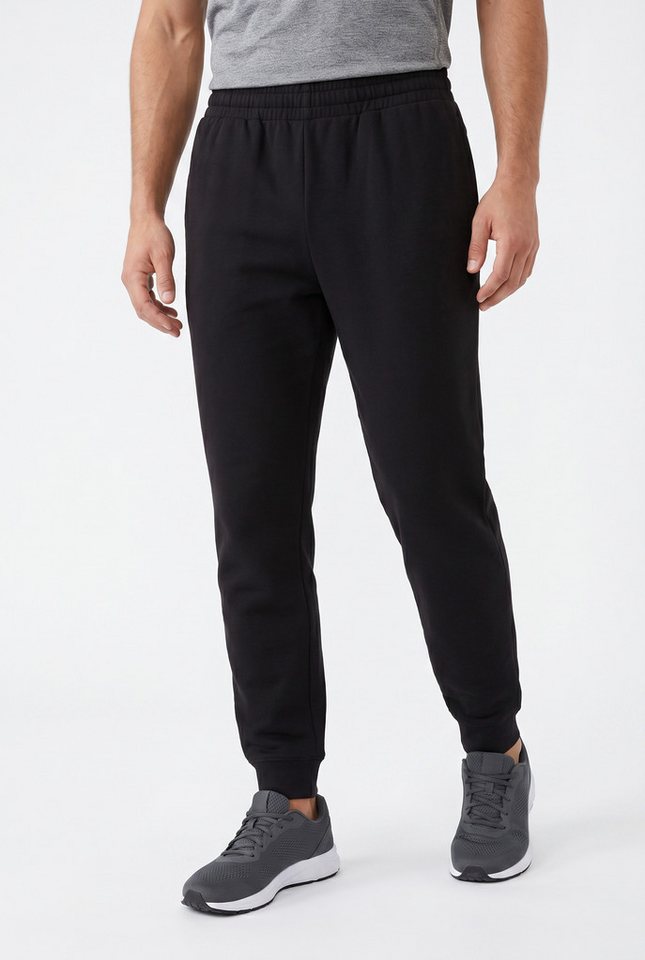 PUMA Trainingshose ESS LOGO LAB STORY 1 SWEATPANTS TR CL Regular Fit, sportlicher Stil, mit Eingrifftaschen