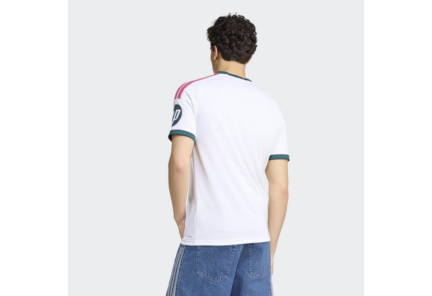 adidas Performance Fußballtrikot REAL MADRID 26/27 HEIMTRIKOT mit Climacool Technologie, schmale Passform, mit Rundhalsausschnitt Bild 4