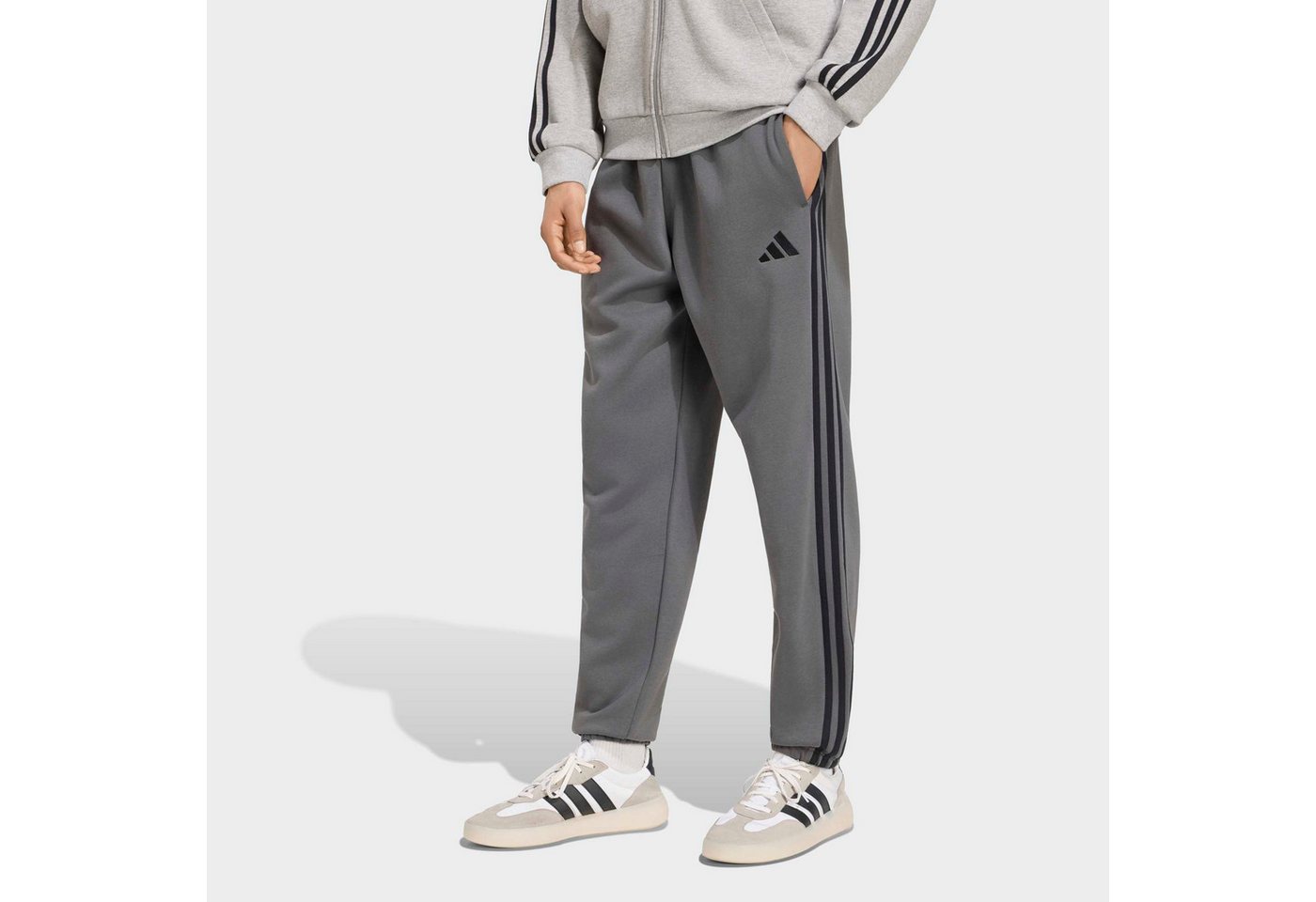 adidas Sportswear Sporthose ESSENTIALS 3-STREIFEN, SCHMAL ZULAUFEND, BÜNDCHEN Bild 5