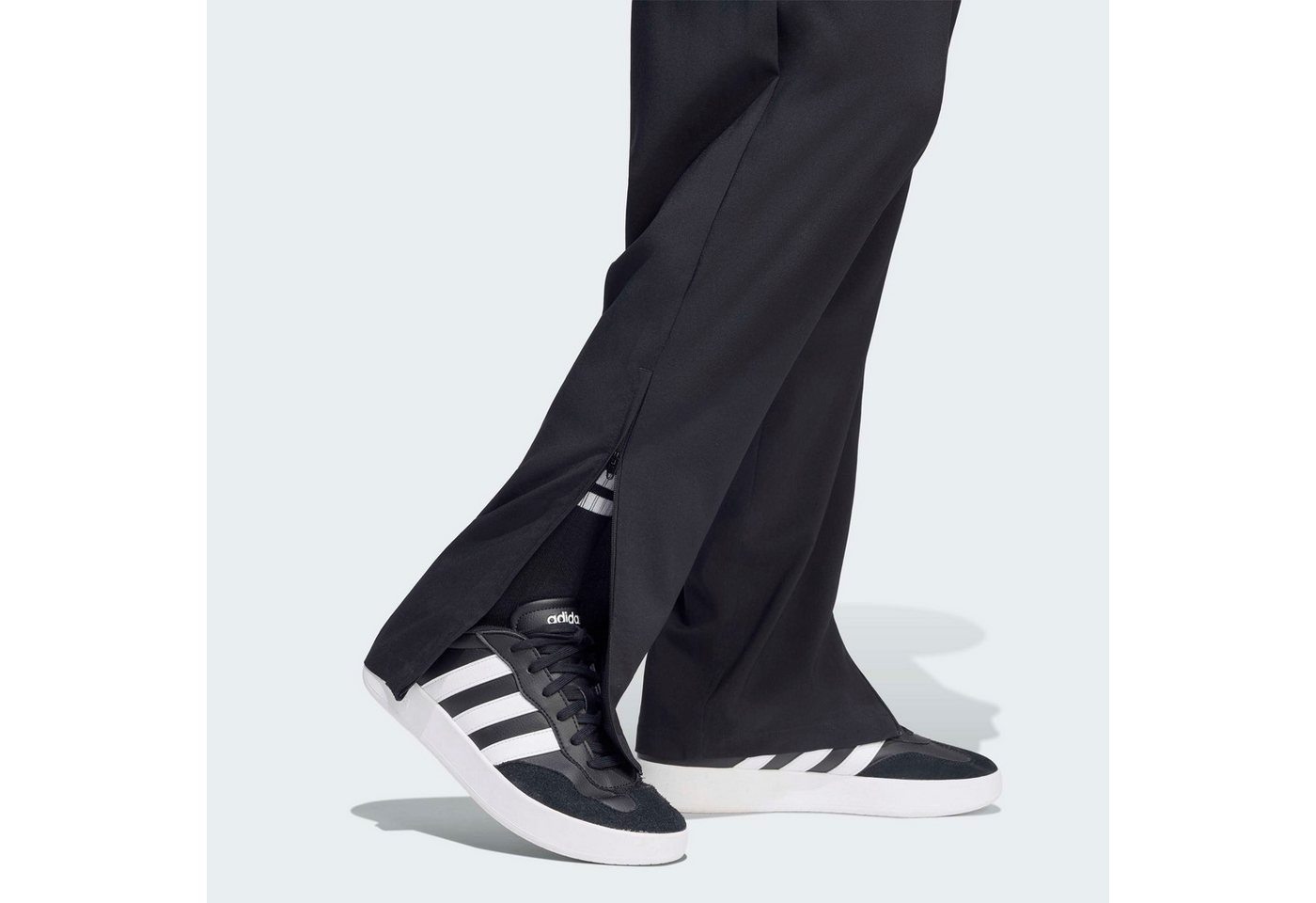 adidas Sportswear Sporthose ESSENTIALS, KLEINES STANFORD LOGO, GEWEBT, KONISCH ZULAUFEND, OFFENER Bild 4