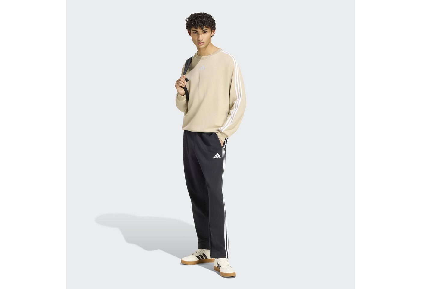adidas Sportswear Sporthose ESSENTIALS 3-STREIFEN FLEECE TAPERED OPEN HEM Bild 4