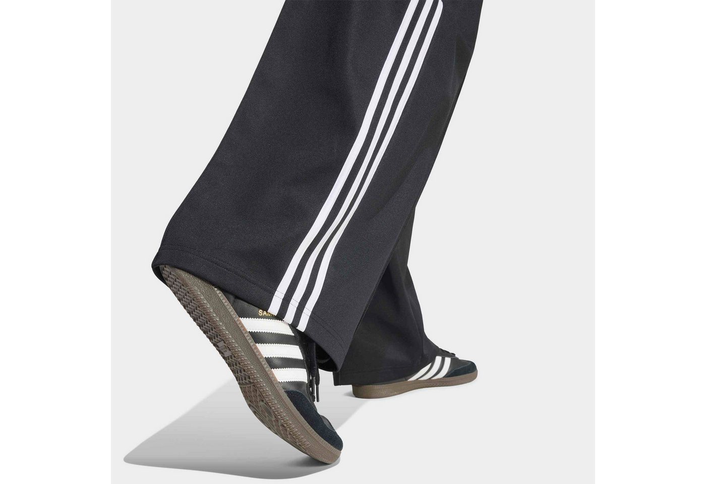adidas Originals Sporthose OS TP mit normal-weiter Passform, lange Hose, aus Baumwolle und Polyester Bild 2