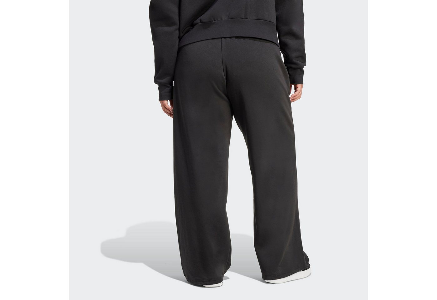 adidas Sportswear Sporthose ESSENTIALS FEEL COZY, KLEINES LOGO, OHNE SAUM - GROSSE GRÖSSEN für Erwachsene, mit Kordelverschluss, normal-weite Passform Bild 3