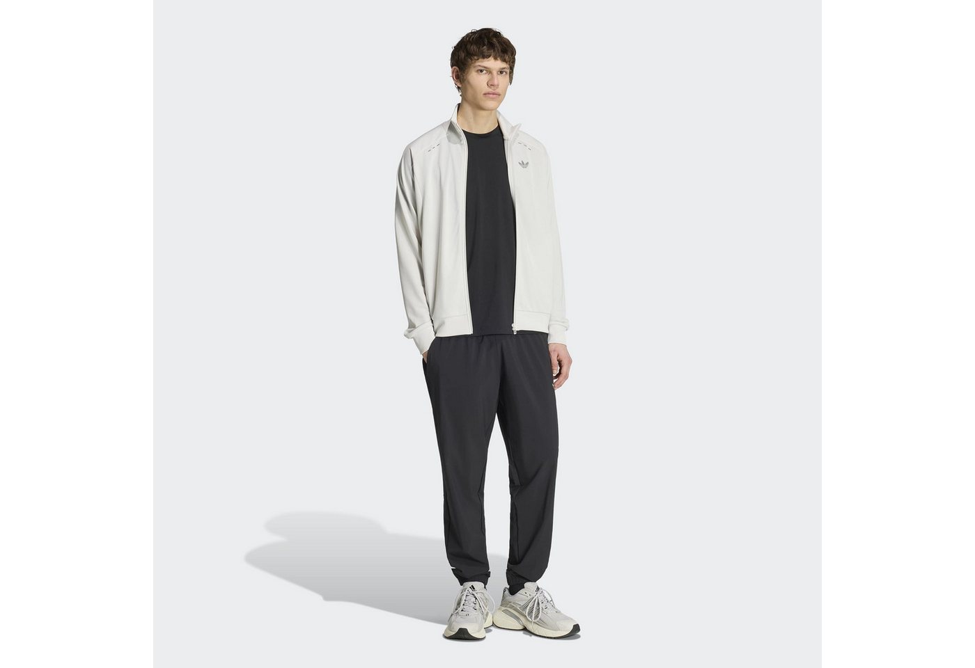adidas Originals Sporthose TECH ESS WV PT Bild 3