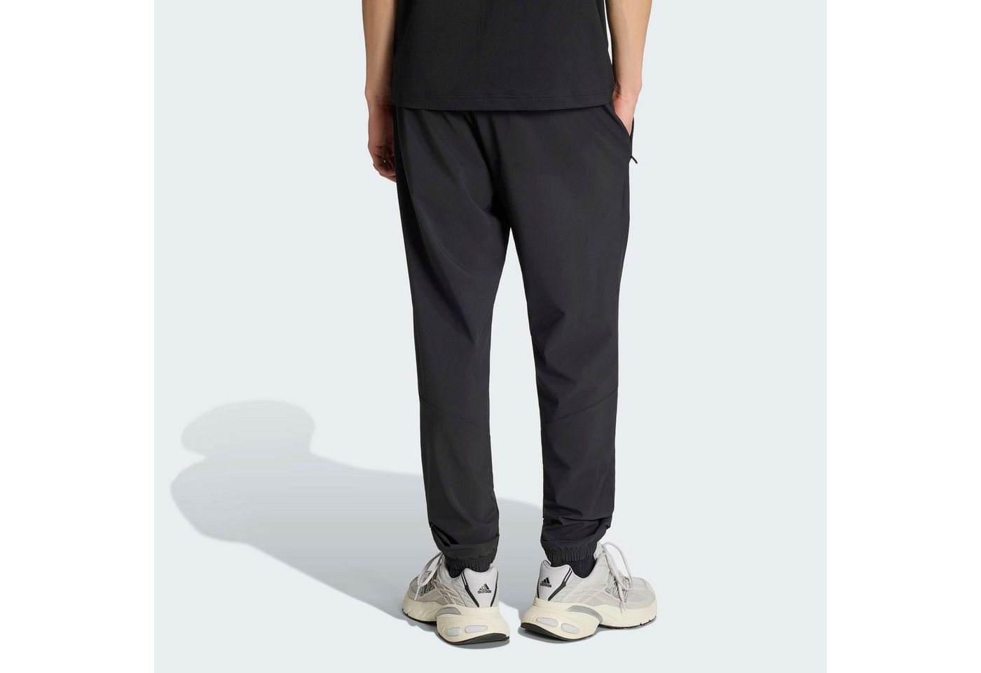 adidas Originals Sporthose TECH ESS WV PT Bild 4