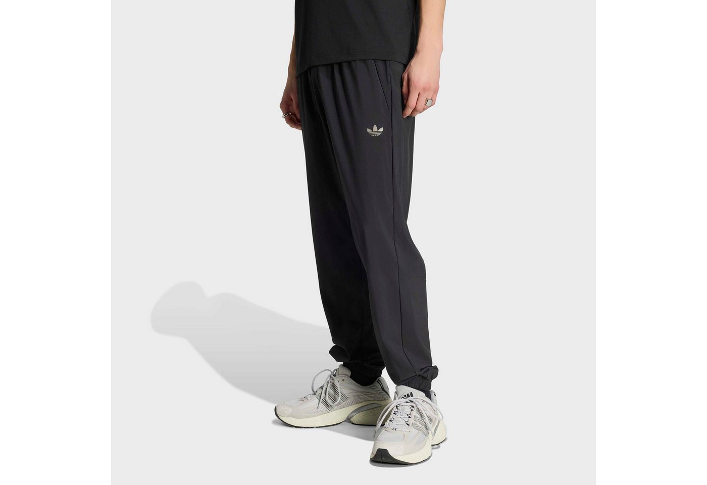 adidas Originals Sporthose TECH ESS WV PT Bild 5
