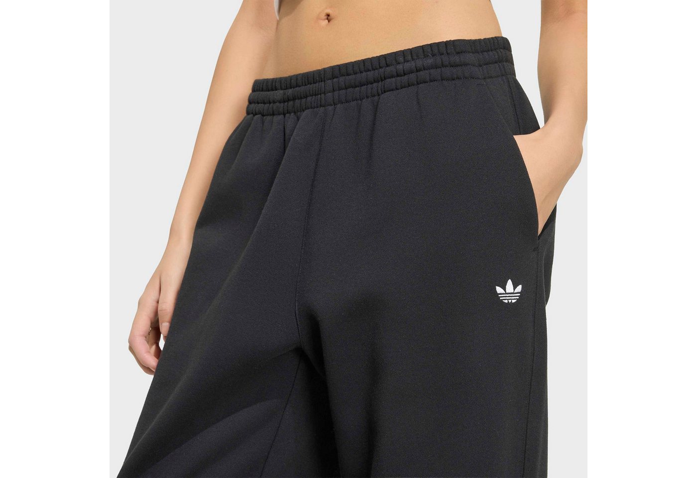 adidas Originals Sporthose ESSENTIALS, LOCKERE PASSFORM mit Gummizug, für Erwachsene, aus Baumwolle, normale Weite Bild 2
