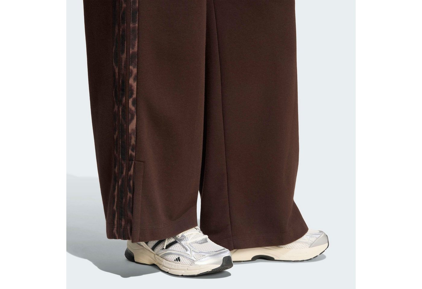 adidas Sportswear Sporthose SEASONAL ESSENTIALS, ANIMALPRINT Bild 4