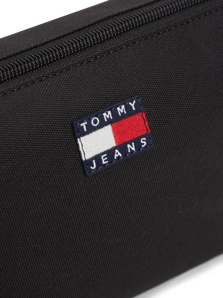 Tommy Jeans Kulturbeutel TJW ESS DAILY WASHBAG, Unisex Kulturtasche, Waschbeutel mit Logo-Aufnäher Bild 3