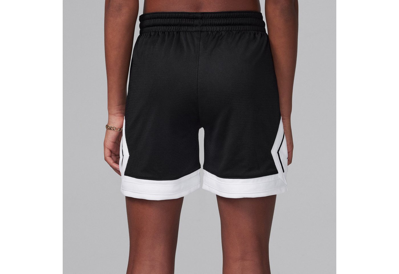 Jordan Trainingsshorts JDG WJ SPORT DIAMOND SHORT für Kinder, mit Diamant-Seiteneinsätzen, aus Mesh-Gewebe Bild 4