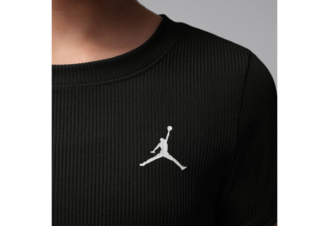 Jordan Trainingsshirt JDG JUMPMAN SPRT RIB TOP für Kinder, mit Kurzarm-Design, unifarben, aus Polyester und Elasthan