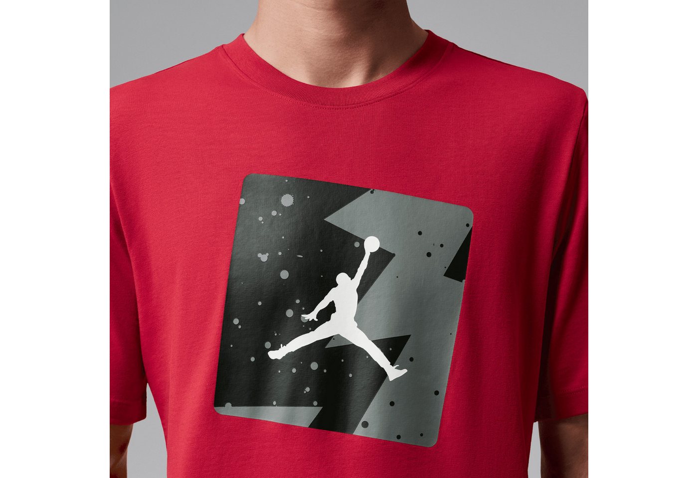 Jordan Trainingsshirt Jordan Poolside Men's T-Shirt mit markantem Frontprint, atmungsaktives Material, aus Baumwolle