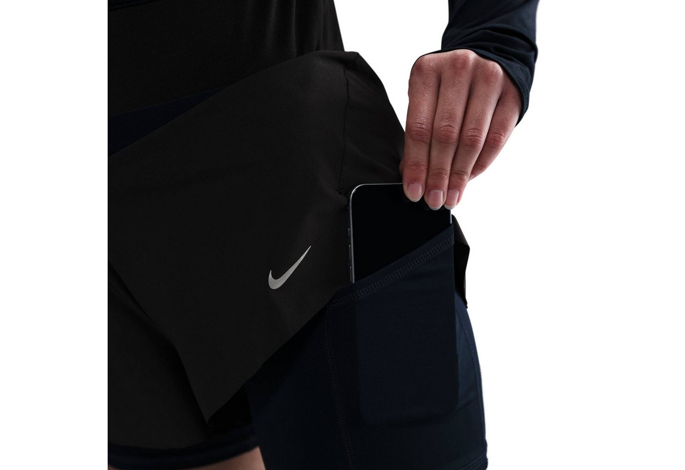 Nike Laufshorts Nike Swift Women's Dri-FIT Mid-Rise 2-in-1 Running Shorts 2-in-1-Design, mit Reißverschlusstasche hinten am Bund Bild 2