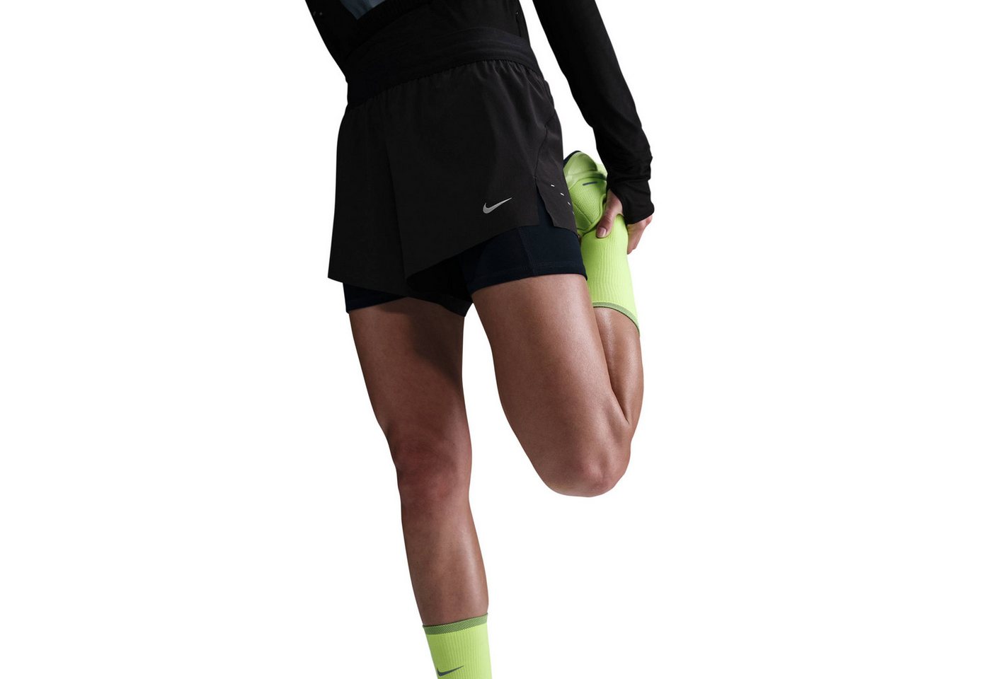 Nike Laufshorts Nike Swift Women's Dri-FIT Mid-Rise 2-in-1 Running Shorts 2-in-1-Design, mit Reißverschlusstasche hinten am Bund Bild 3