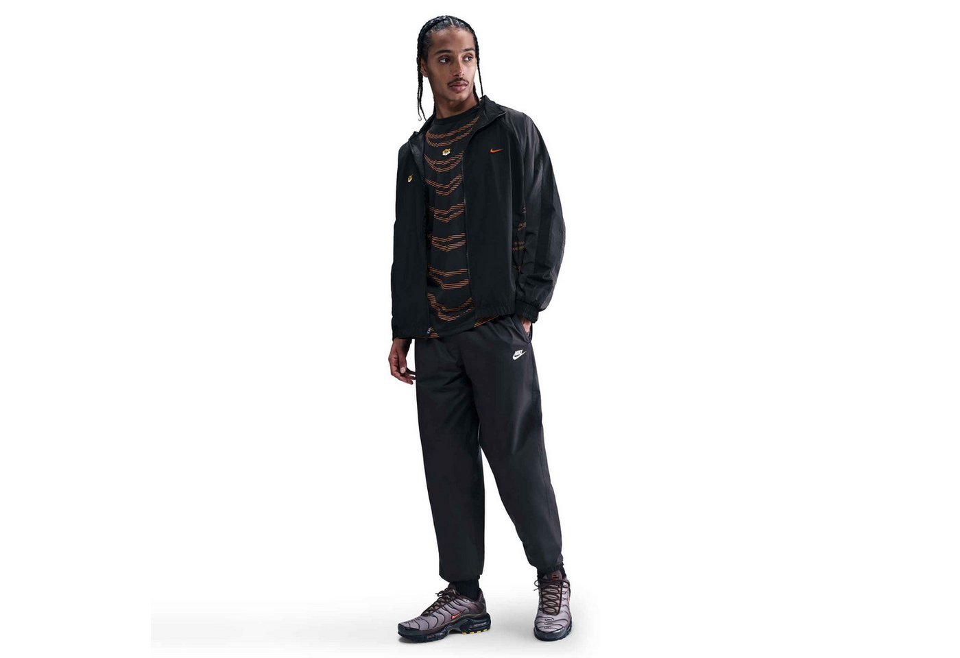 Nike Sportswear Sporthose Nike Windrunner Men's Lined Pants mit wetterfester Technologie Bild 3