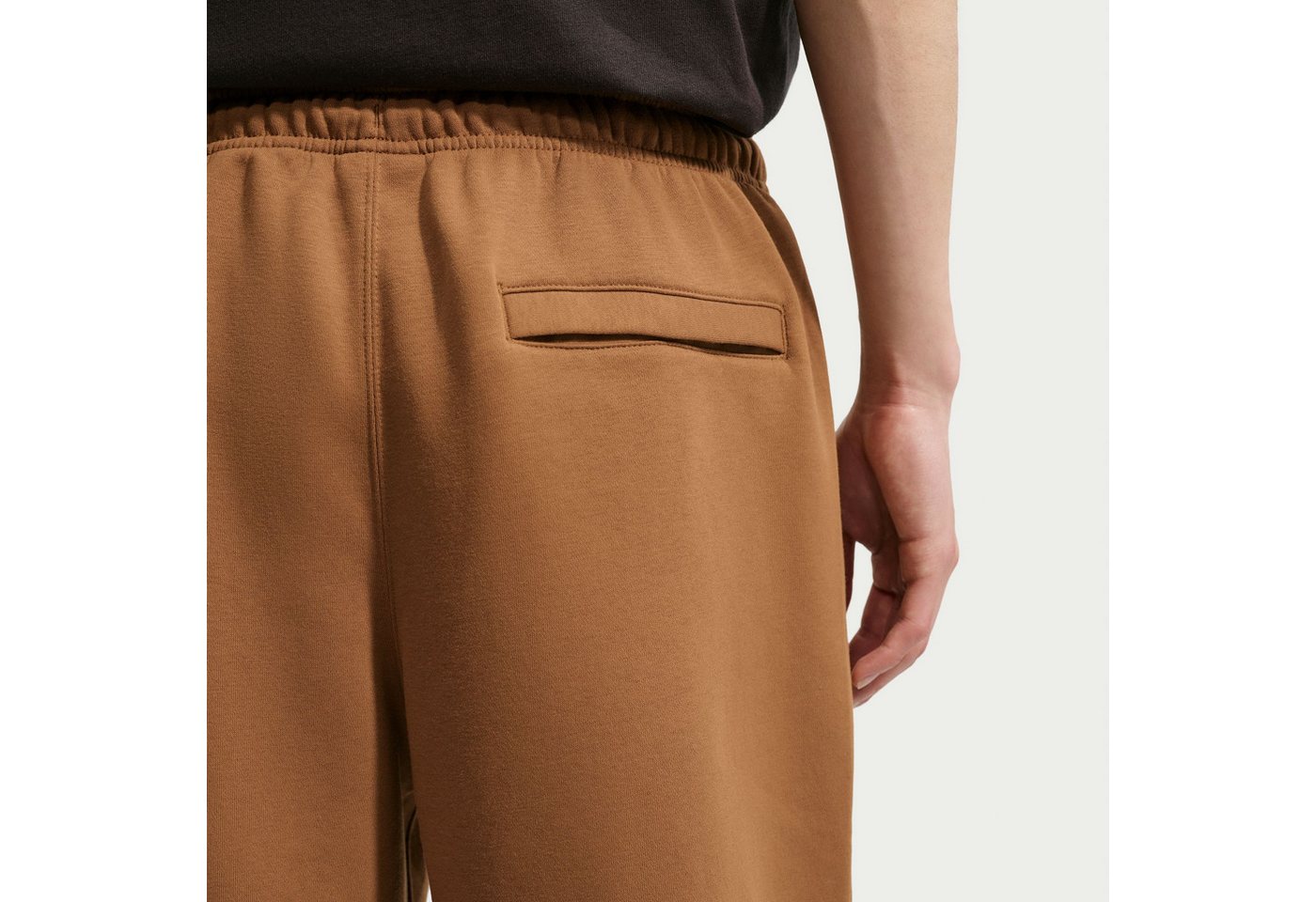 Nike Sportswear Sporthose M NK CLUB BB BUNGEE PANT mit Eingrifftaschen und Gesäßtasche, aus Baumwollmischung in Sweatware Bild 3
