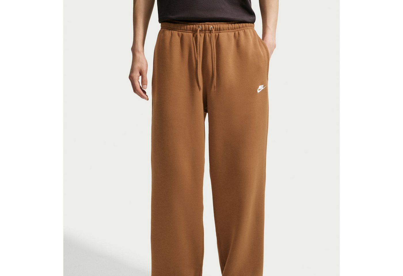 Nike Sportswear Sporthose M NK CLUB BB BUNGEE PANT mit Eingrifftaschen und Gesäßtasche, aus Baumwollmischung in Sweatware Bild 5
