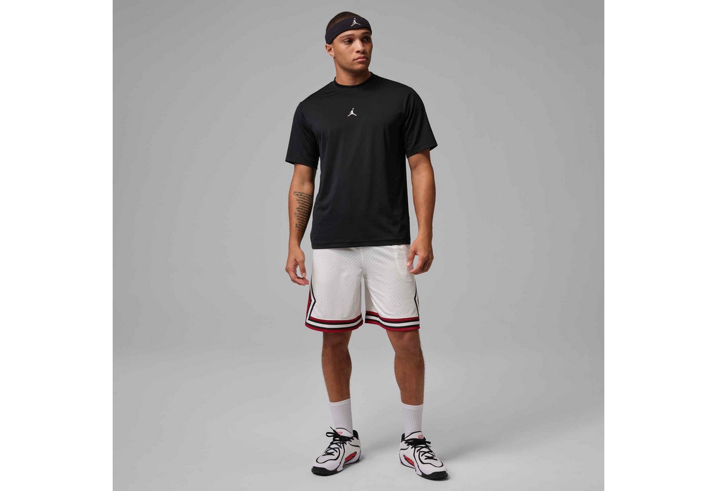 Jordan Trainingsshorts Jordan Sport Men's Dri-FIT 9" Diamond Shorts mit elastischem Bund mit Kordelzug, aus Mesh-Material, gerade Passform