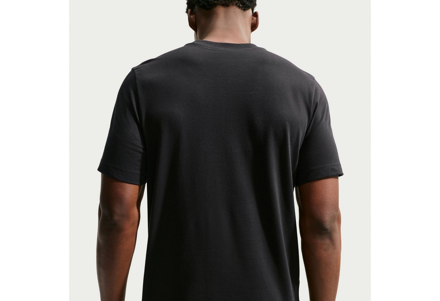Nike Laufshirt Nike Men's Dri-FIT T-Shirt mit Dri-FIT-Technologie, aus Baumwolle und Polyester, sportlicher Stil Bild 2