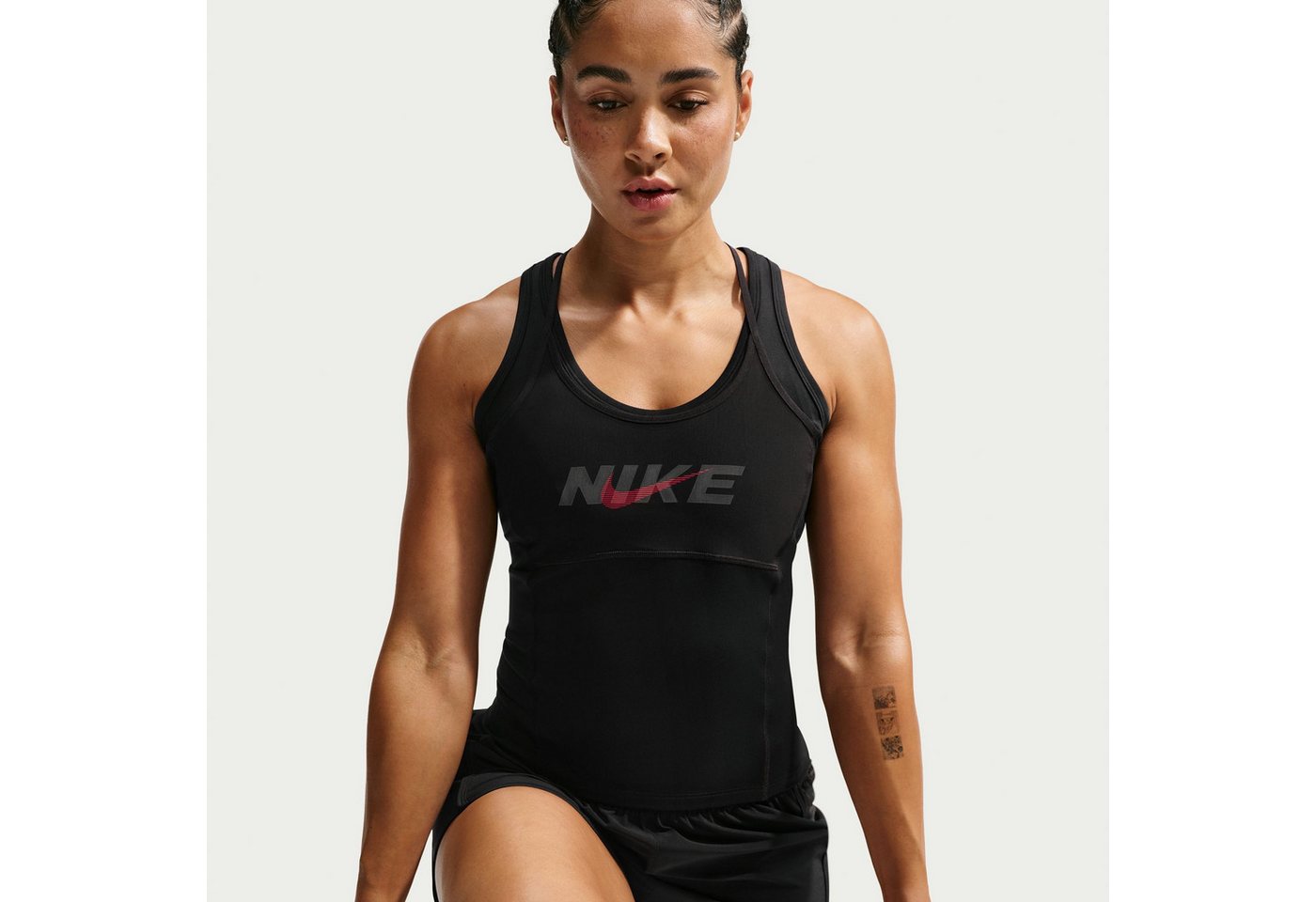 Nike Trainingstop Nike One Women's Dri-FIT Tank Top mit Dri-FIT Material, ärmellos