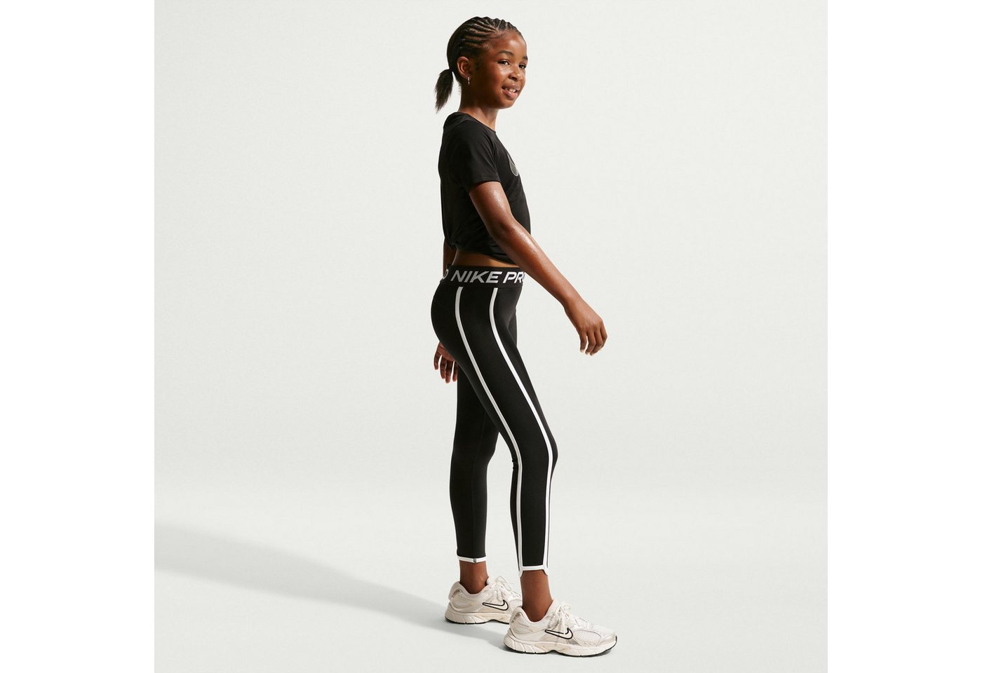 Nike Sportswear Trainingstights G NP DF FL TGHT SPORT PACK für Mädchen und Jugendliche Bild 2