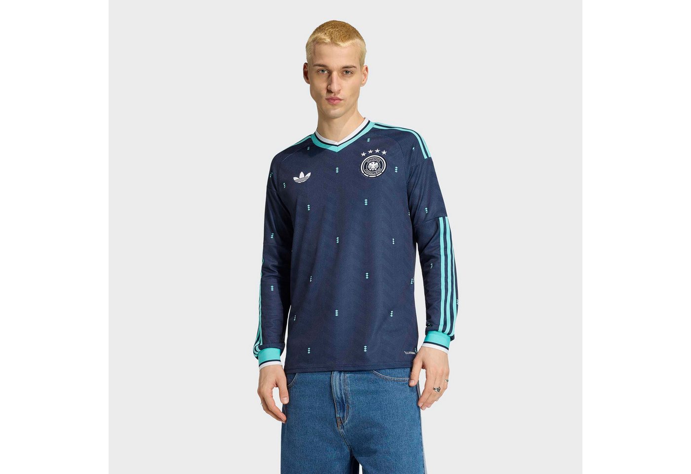 adidas Performance Fußballtrikot DFB A JSY L mit V-Ausschnitt, mit Climacool® Technologie, schmal geschnitten Bild 3