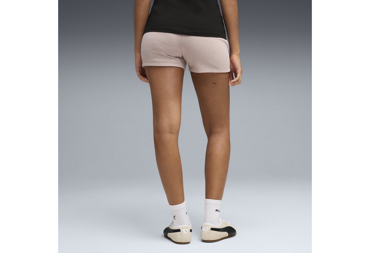 PUMA Sporthose Essentials Cat Logo 4’’ Shorts Damen Bild 2