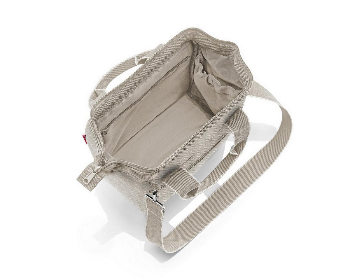 REISENTHEL® Reisetasche reisenthel allrounder cross (1-tlg), Abnehmbarer, verstellbarer Schultergurt mit Karabinerhaken Bild 5