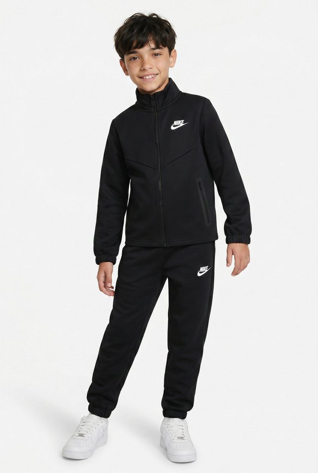 Nike Sportswear Jogginganzug LIFESTYLE ESSNETIALS, unifarbenes Design, mit reduzierter Optik Bild 2