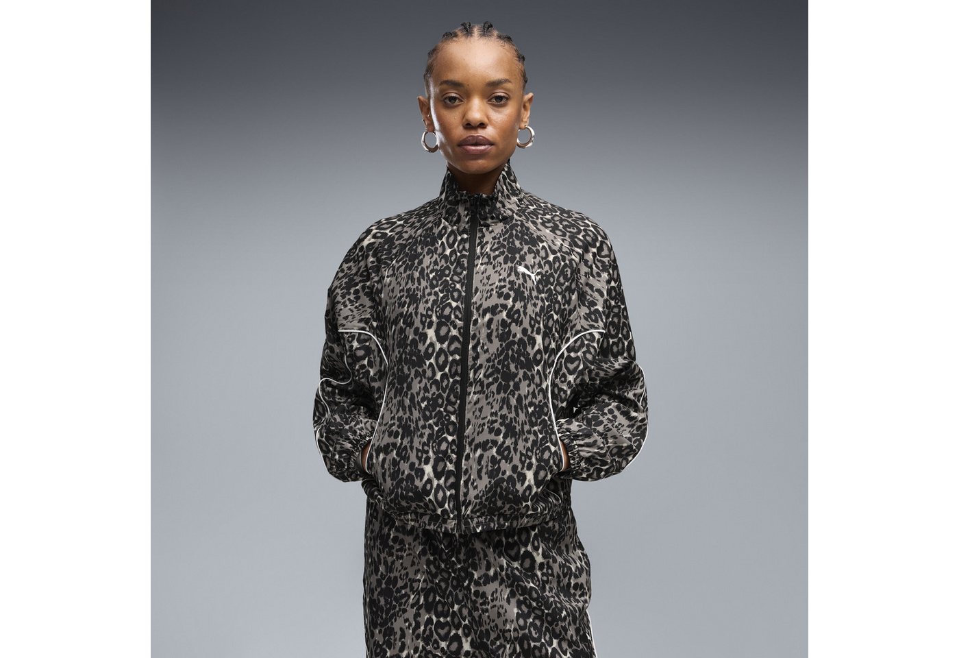 PUMA Trainingsjacke PUMA Sport Relaxed Animal Printed Full-Zip Jacke Damen Bild 5