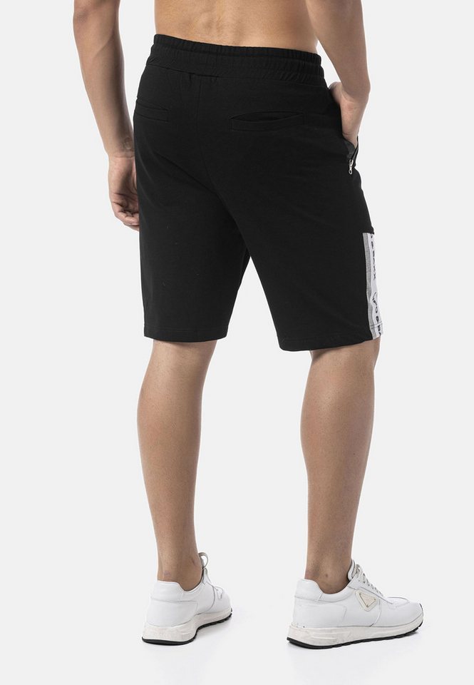 Cipo & Baxx Trainingshose CK299 aus hochwertigem Materialmix Bild 4