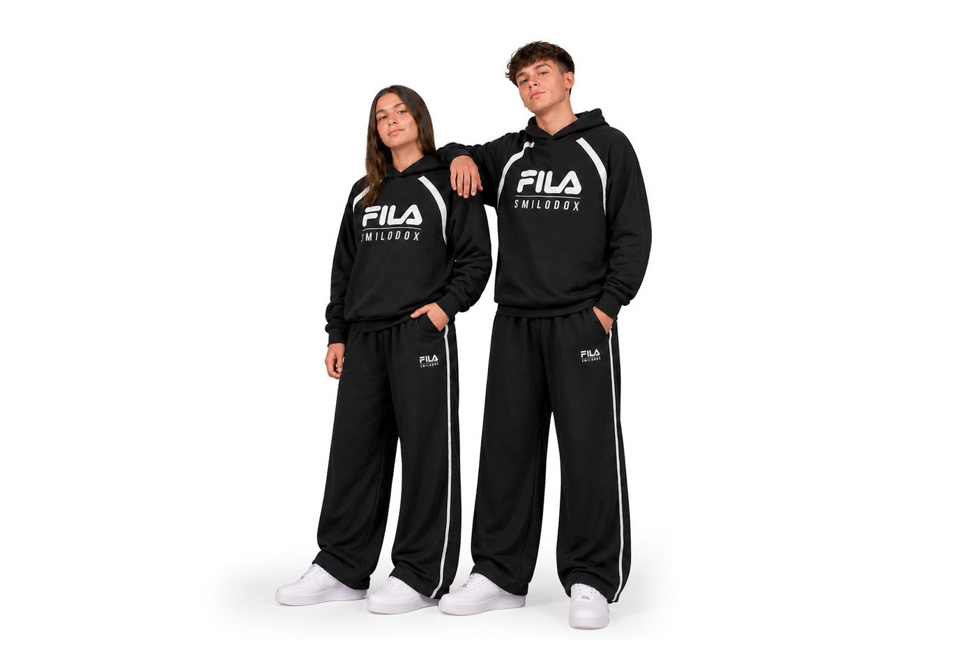 Smilodox Jogginganzug Skylar Teens, Fila Trainingsanzug Baumwolle, Sportanzug, Outfit Set, 2-teilig Set, Color Block, Kontraststreifen, Gym & Sporbekleidung Bild 4