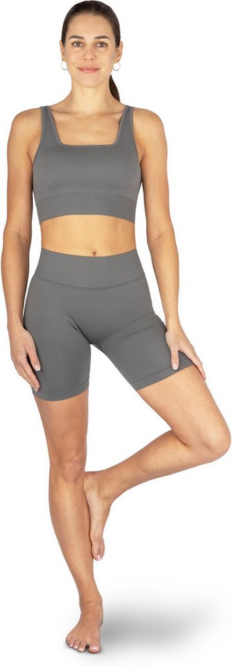 Circle Five Sportanzug, Sportjacke, Sport-BH mit Cups und blickdichte Shorts im Set. Bild 5