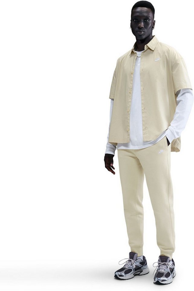 Nike Sporthose M NK CLUB BB JOGGER LT KHAKI/LT KHAKI/WHITE