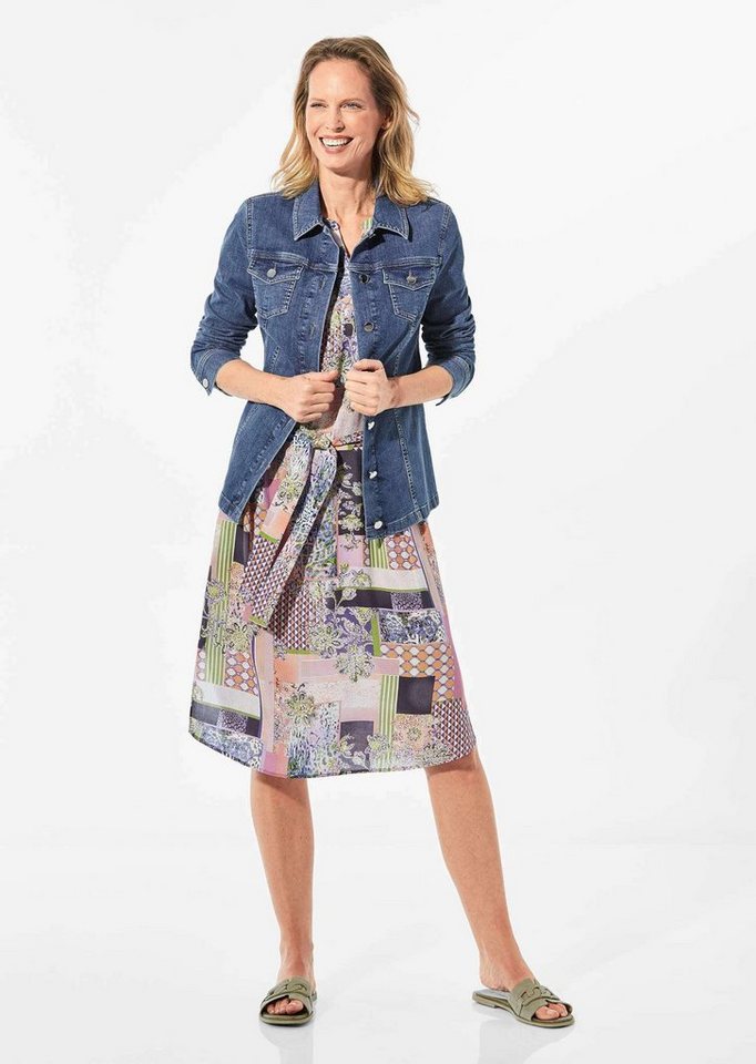 GOLDNER Outdoorjacke Zeitlose Jeansjacke aus Baumwolle Unifarbenes Design mit klassischem Hemdkragen und modernem Bund Bild 2