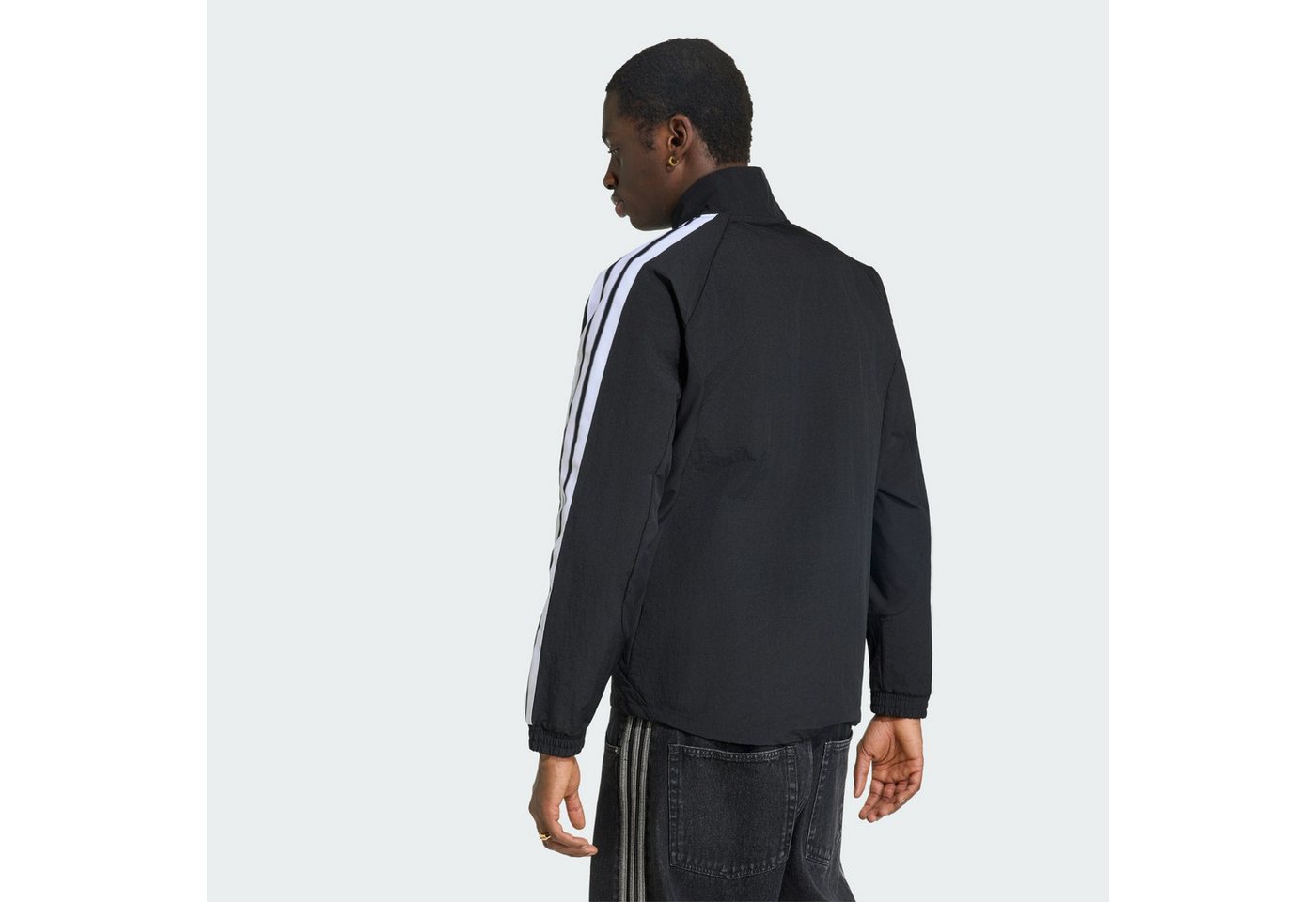 adidas Performance Trainingsjacke JUVENTUS TURIN ANTHEM HEIMJACKE (1-St) Bild 2