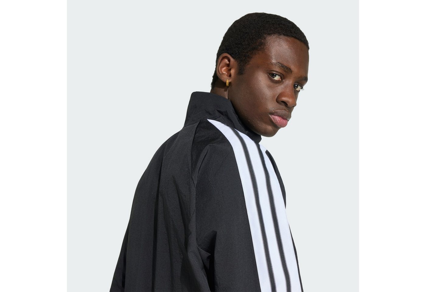 adidas Performance Trainingsjacke JUVENTUS TURIN ANTHEM HEIMJACKE (1-St) Bild 5