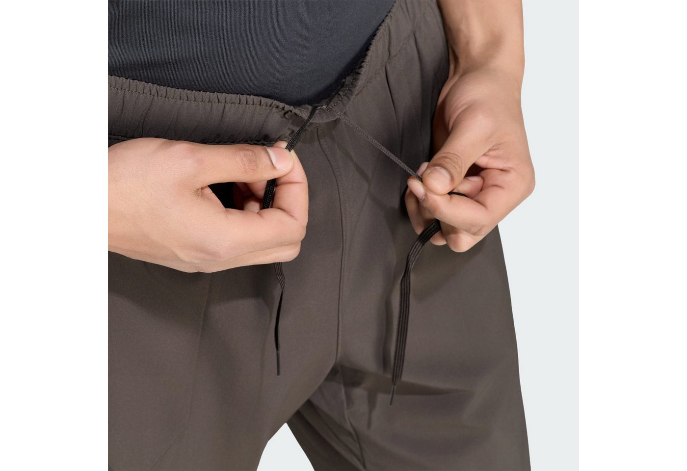adidas TERREX Trainingshose TERREX MULTI ESSENTIALS STRETCH HOSE (1-tlg) Bild 2