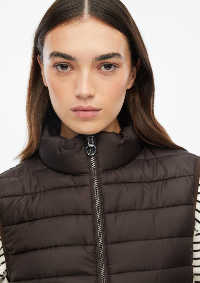 s.Oliver Outdoorjacke Outdoor-Weste Leichte Steppweste mit Packfunktion