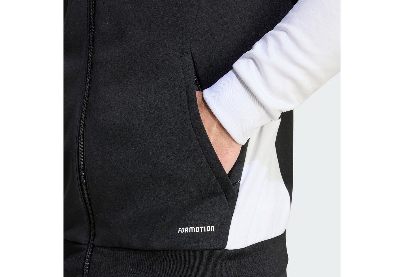 adidas Performance Trainingsjacke TIRO 26 COMPETITION TRAININGSJACKE (1-St) Bild 2