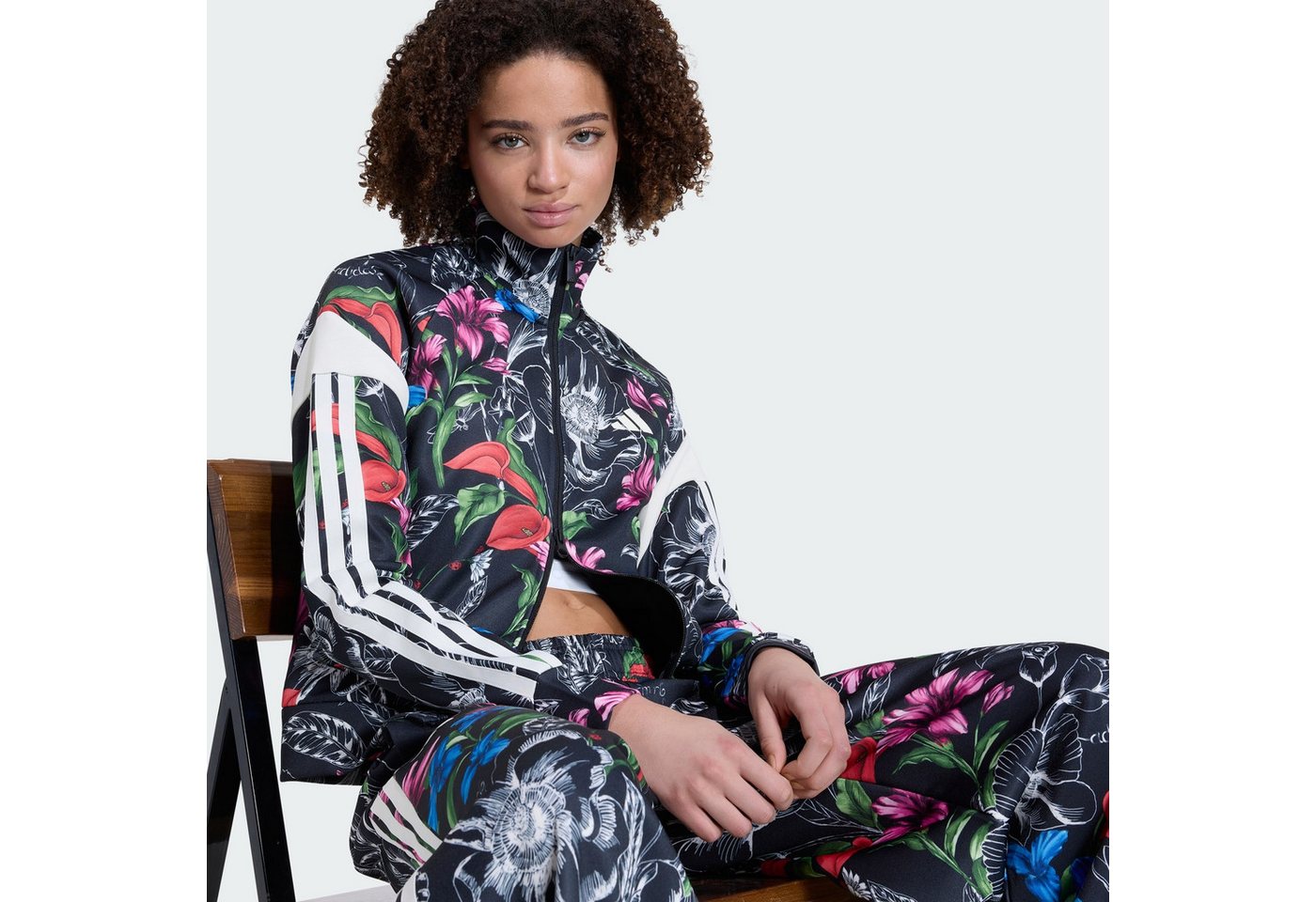 adidas Sportswear Trainingsjacke ADIDAS X FARM RIO HOUSE OF TIRO ORIGINAL JACKE (1-St) Bild 5