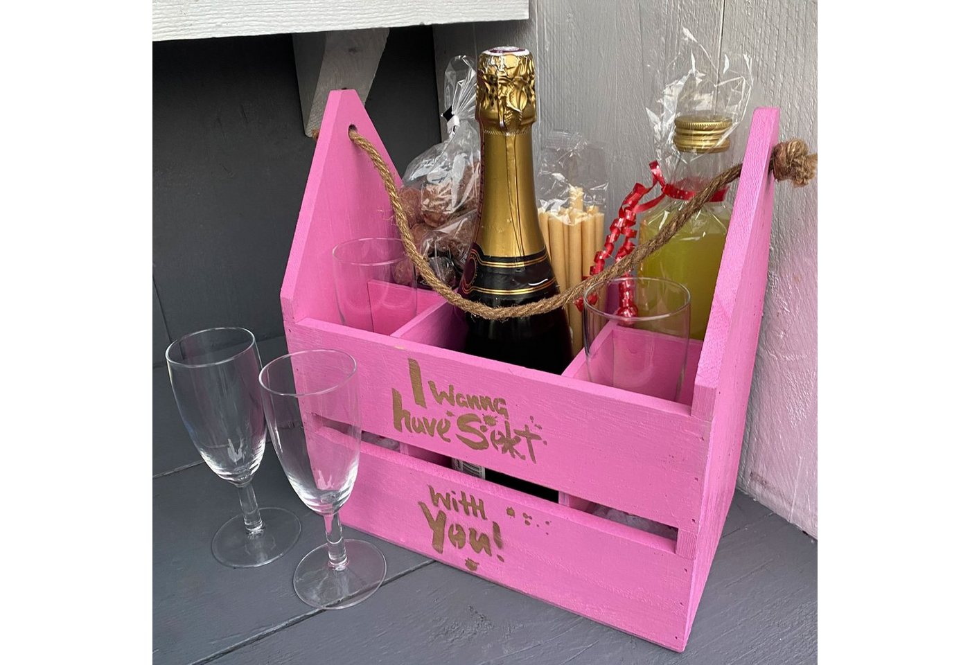 UNUS HOME Flaschenkorb Flaschenträger I wanna have sekt with you, für 4 Flaschen und Snacks für den Mädelsabend oder zum Veschenken Bild 5