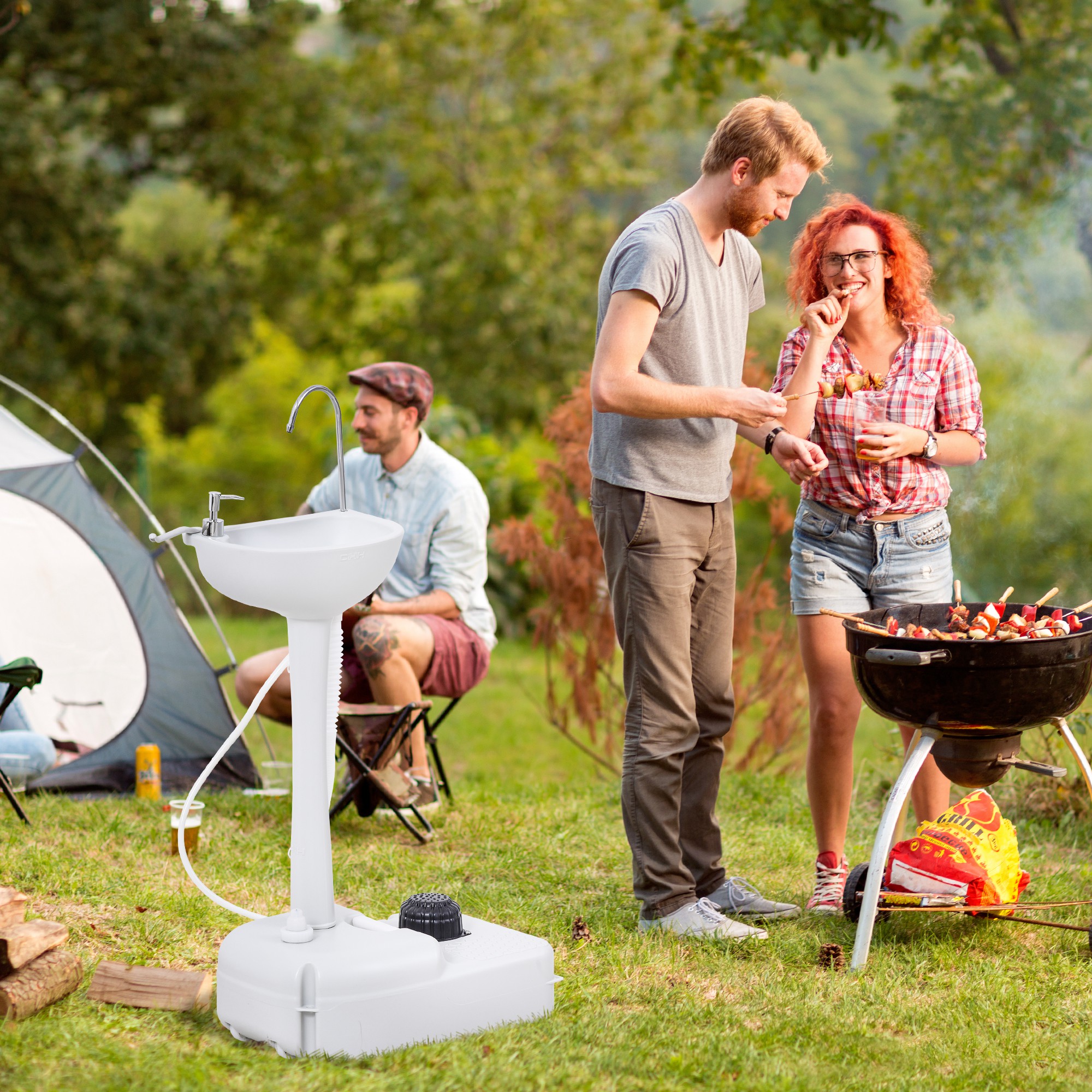 Tragbare Handwaschstation Von Outsunny Für Outdoor-aktivitäten Und Camping Mit 17-liter-wassertank, Seifenspender, Handtuchhalter Und 2 Hdpe-rädern Für Veranstaltungen Und Treffen, Hellgrau