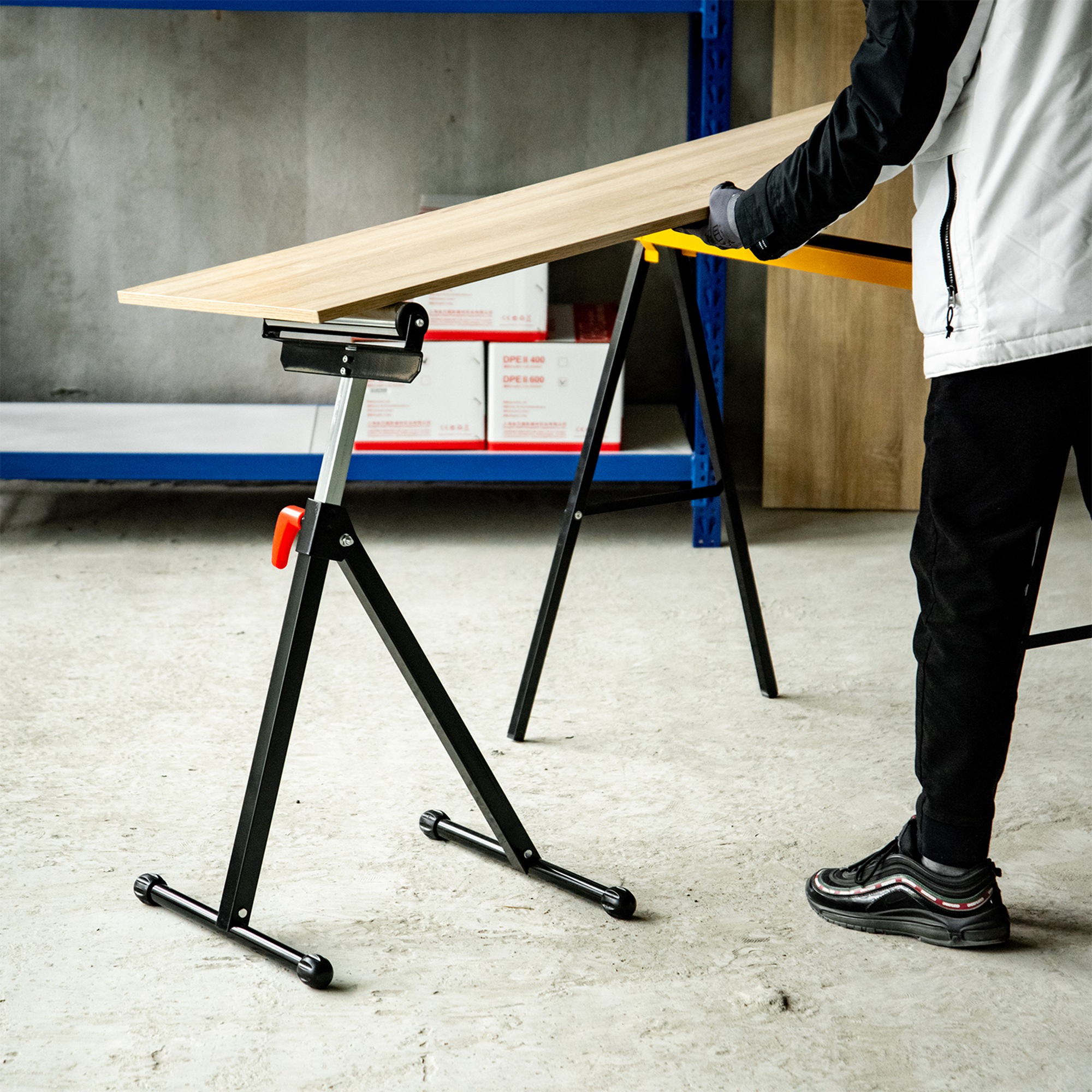 Homcom Klappbarer Rollstativ, Höhenverstellbar 68–110 Cm Mit Feststellkurbel, Max. Traglast 60 Kg / 90 Kg, Teleskopstaffelei, Schwarz Und Silber