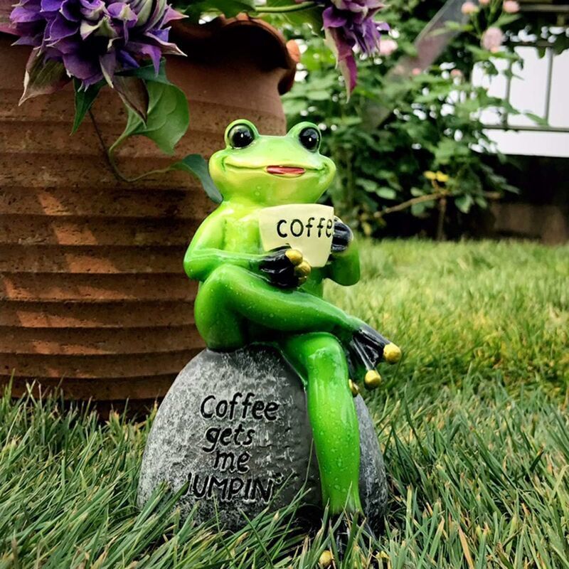 Gartenfigur – Grüner Frosch Trinkt Kaffee – Dekoration Für Drinnen Und Draußen – 15 Cm